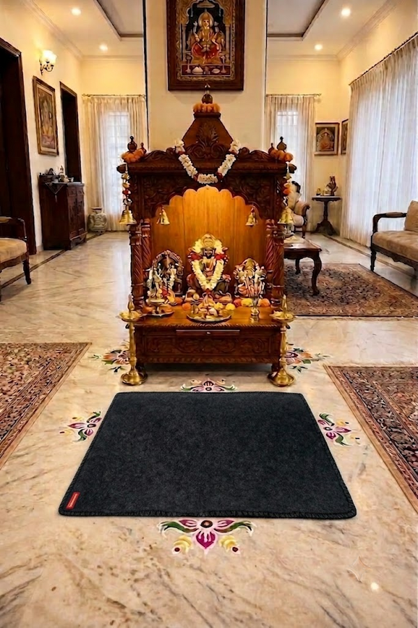 Black Woolen Pooja Aasan