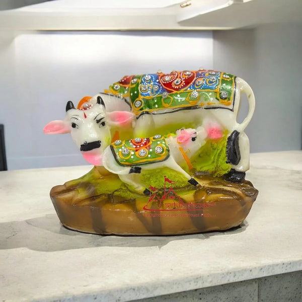 Kamdhenu Cow with Calf – Divine Figurine for Prosperity, Vastu, and Pooja Room Décor Size 9 cm - Achleshwar