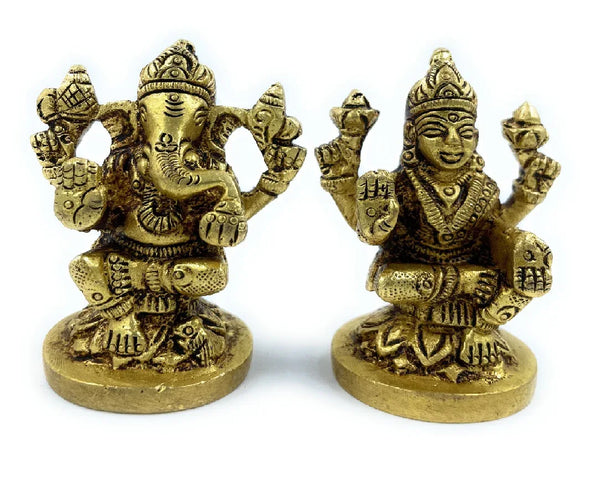 Ashtadhatu Laxmi Ganesh Sitting on Flower Base - Achleshwar