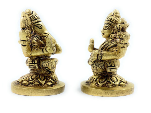 Ashtadhatu Laxmi Ganesh Sitting on Flower Base