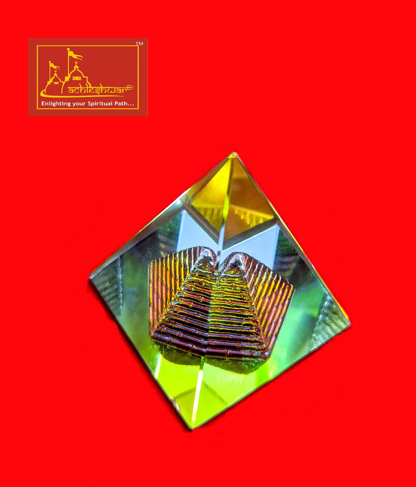 Crystal Pyramid Color Medium 2-Pcs