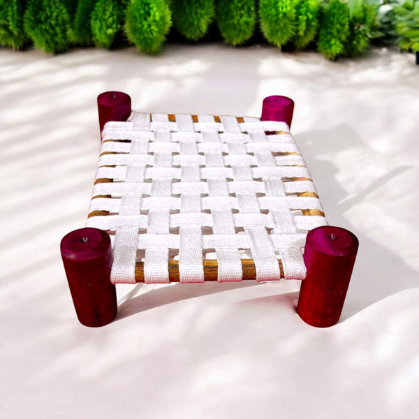 Achleshwar Wooden Palang with Traditional Nivar for Laddu Gopal – Handcrafted Bed for Thakurji Idol