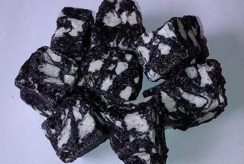 Black loban dhoop resin, rough chunks with light speckles