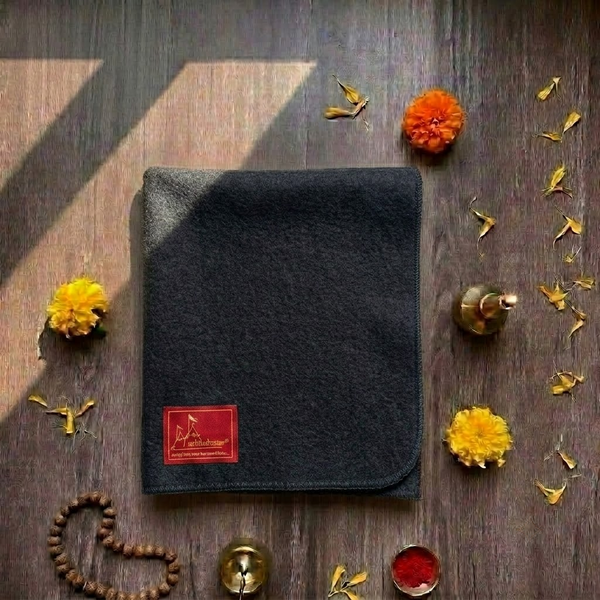 Black Woolen Pooja Aasan