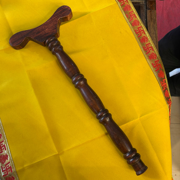 mala jaap hand stand