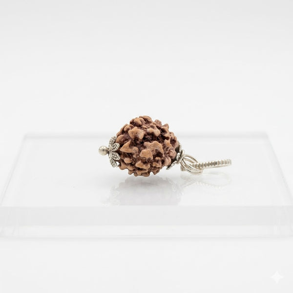 teen mukhi rudraksha bead