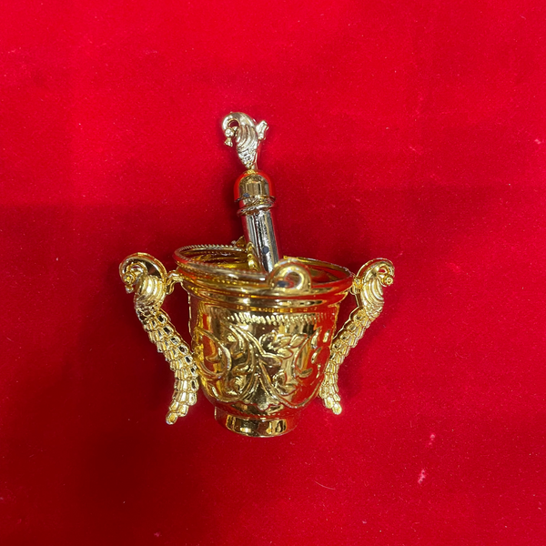 Designer balti pichkari for Laddu Gopal